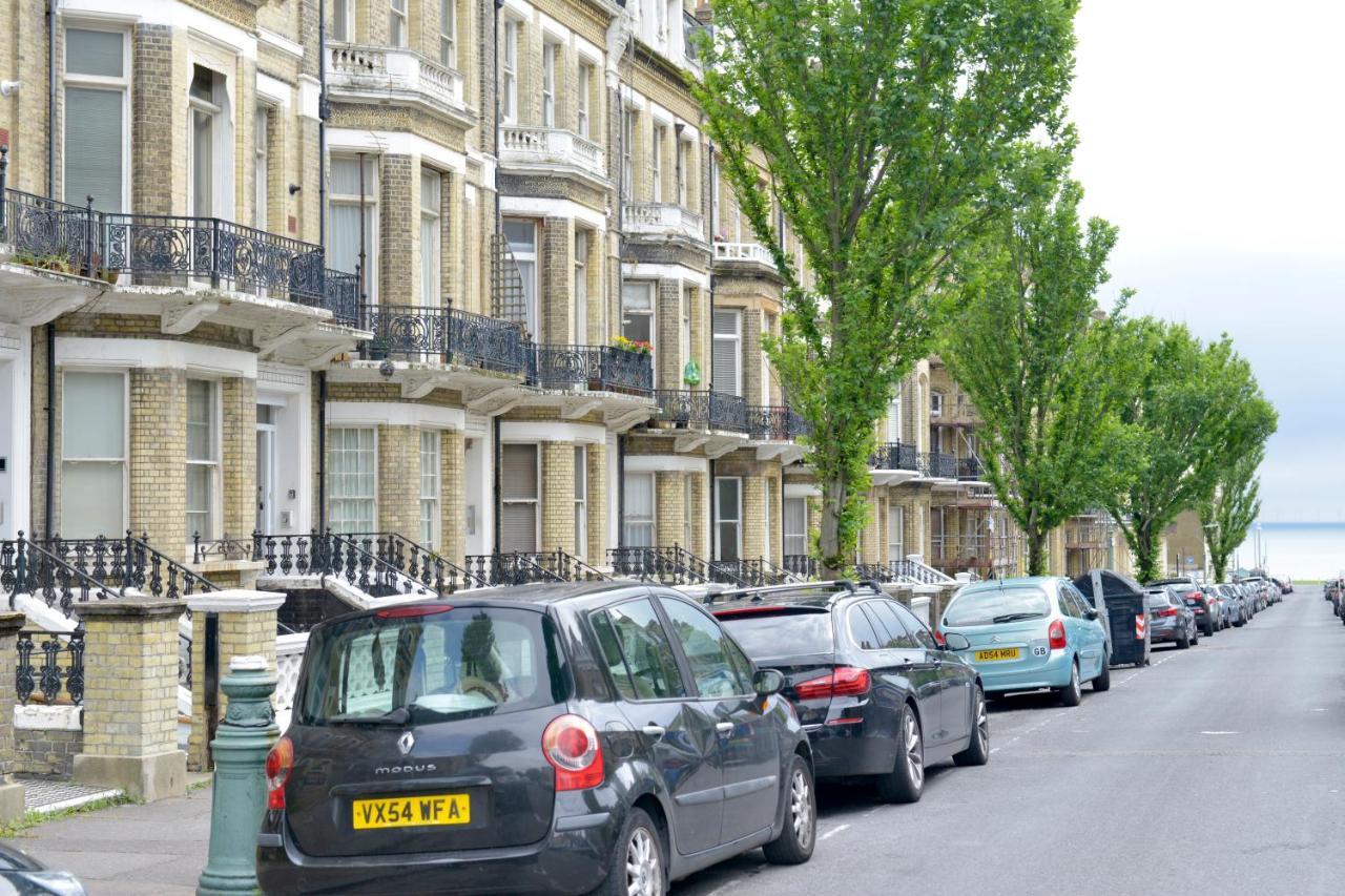 Love Nest Apartment Brighton Exterior photo
